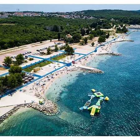 Monte Vernal Mit Pool * Pula