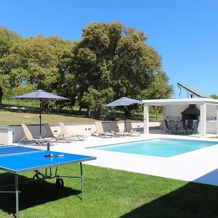 Villa Monte Vernal Mit Pool *